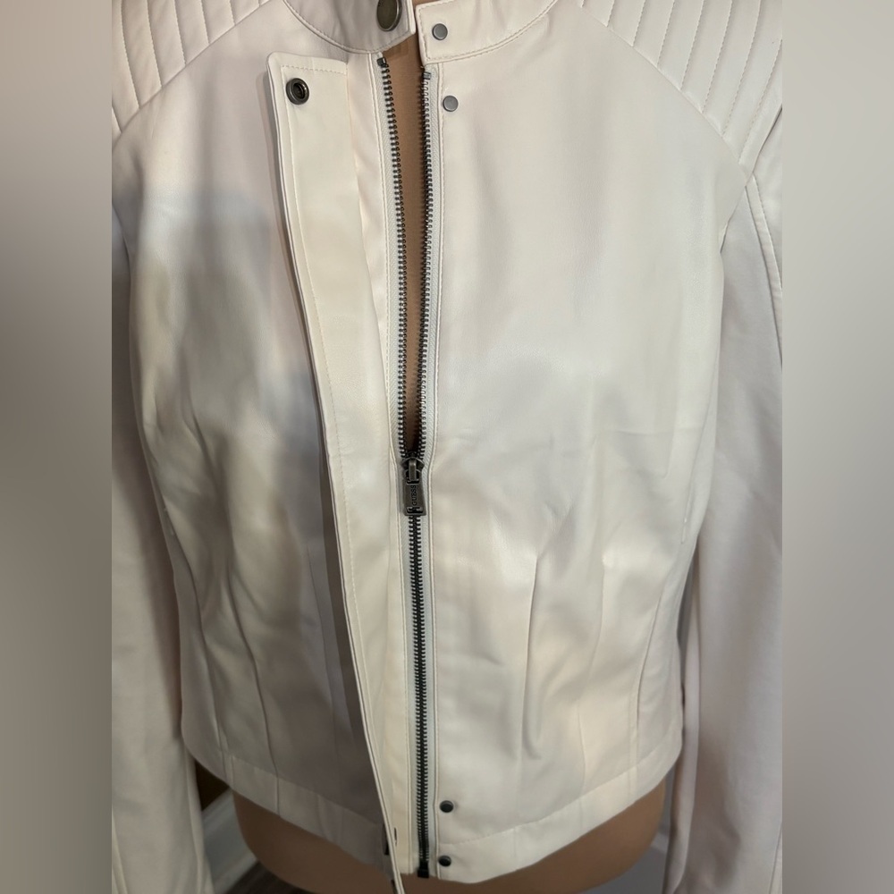 GUESS Women's Fiammetta Faux-Leather Jacket NWT Large - Picture 10 of 13